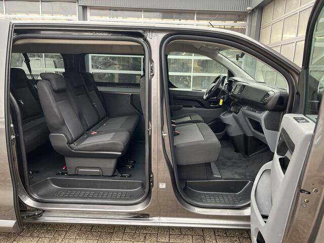 Peugeot e-Expert 50 kWh Long 9-Persoons Dubbele schuifdeur Groepsvervoer Airco Cruise controle Navigatiesysteem Telefoonverbinding Apple carplay Stuurwielbediening SOH 90% Oplaadkabel – foto 8
