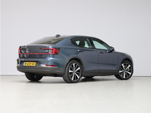 Polestar 2 Long Range Single Motor 78 kWh / Panoramadak / Elektrische Stoelen / Stoel+Stuurverwarming / Harman Kardon / Parkeercamera /