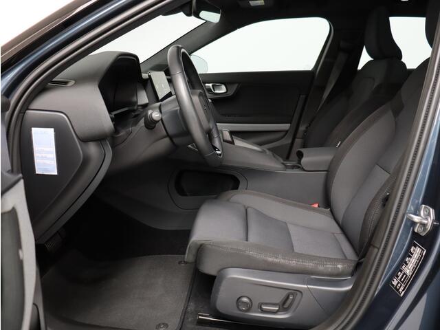 Polestar 2 Long Range Single Motor 78 kWh / Panoramadak / Elektrische Stoelen / Stoel+Stuurverwarming / Harman Kardon / Parkeercamera /