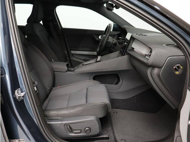 Polestar 2 Long Range Single Motor 78 kWh / Panoramadak / Elektrische Stoelen / Stoel+Stuurverwarming / Harman Kardon / Parkeercamera /