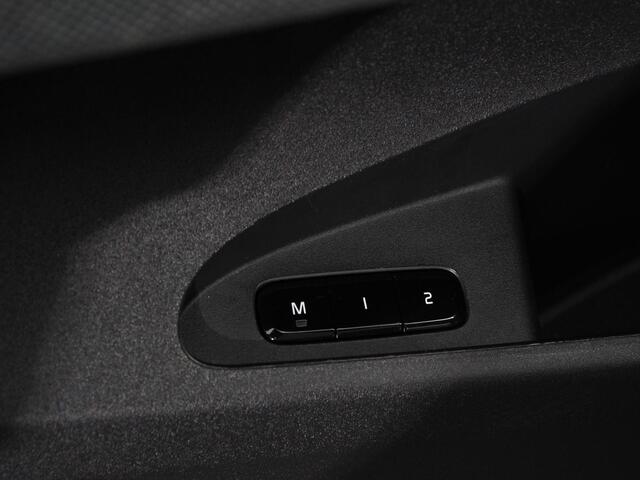 Polestar 2 Long Range Single Motor 78 kWh Climate control Cruise control Panoramadak Parkeersensoren + Camera Voorstoelen verwarmd Apple Carplay/ Android Auto