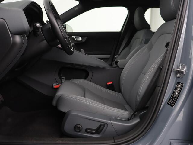 Polestar 2 Long Range Dual Motor Launch Edition 78kWh | Panoramadak | Stoel & stuurverwarming | 360 camera | Adaptive cruise | Harman/Kardon | Carplay