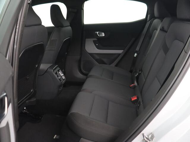 Polestar 2 Long Range Single Motor 78 kWh | Panoramadak | Harman/Kardon Audio | Carplay | Stoelverwarming | Camera | LED koplampen | LMV 19 |