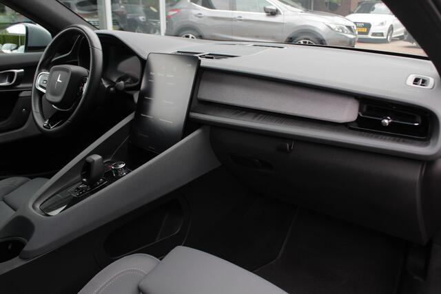 Polestar 2 Long Range Dual Motor Launch Edition 78kWh / Trekhaak / Panoramadak / 360Camera / ACC / Virtual Cockpit / Keyless / DAB / Stuurverwarming