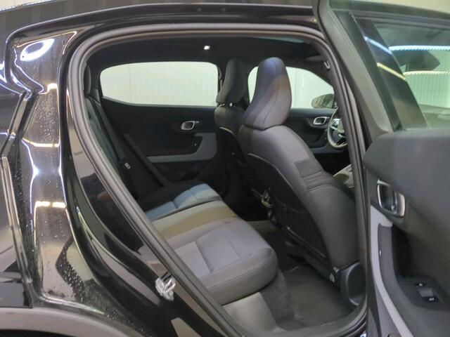 Polestar 2 Long Range Dual Motor AWD | Panorama | 360 Camera | Harman Kardon |