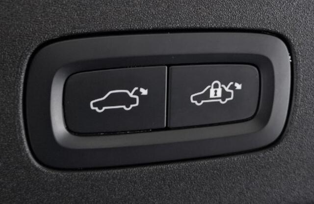 Polestar 2 Standard Range Single Motor 63kWh Camera / SOH 90% / Trekhaak