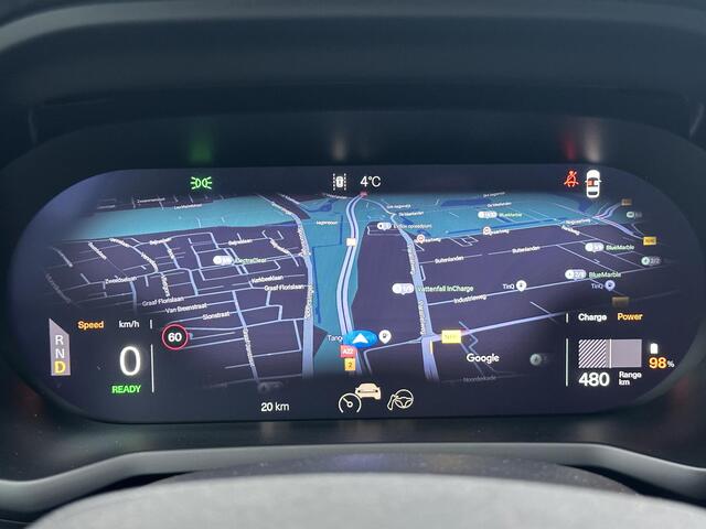 Polestar 2 Long Range Dual motor Plus 82 kWh / Trekhaak / Pano. dak / Elek. verstelbare stoelen / Stoelen voor+achter verwarmd / Keyless / Harman Kardon / 20" velgen /