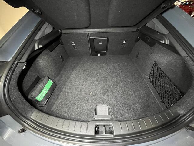 Polestar 2 Long Range Single Motor 78 kWh | Trekhaak | Achteruitrijcamera | Navigatie | Apple CarPlay / Android Auto |