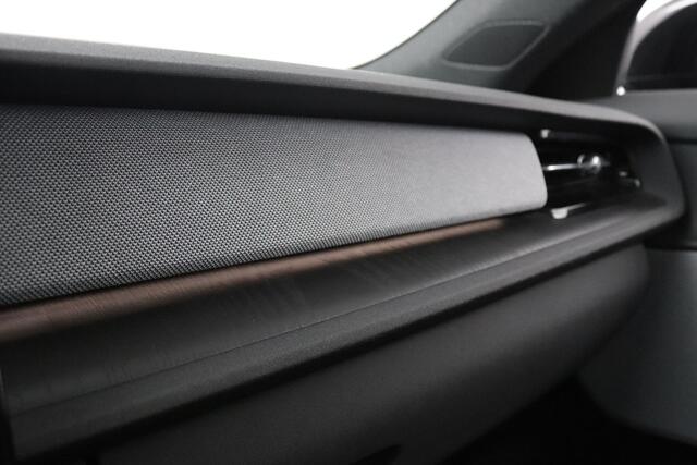 Polestar 2 Long Range Dual Motor Launch Edition 78kWh | Harman Kardon Audio | Panoramadak | Stuur&Stoel Verwarming |