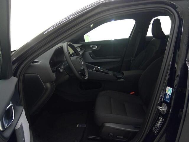 Polestar 2 Long Range Single Motor 78 kWh Navigatie Apple Carplay/Android Auto Camera Parkeersensoren Cruise Control Elektrische achterklep Elektrisch verstelbare stoelen Stoelverwarming Full Led Virtual Cockpit Lichtmetalen velgen Climate Control