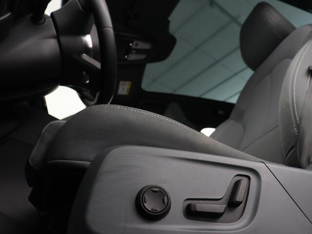 Polestar 2 Long Range Dual Motor Launch Edition 78kWh | Panoramadak | Trekhaak | 360 Camera | Achterbankverwarming | Adaptive cruise | Carplay | Camera | Stoelverwarming | Keyless