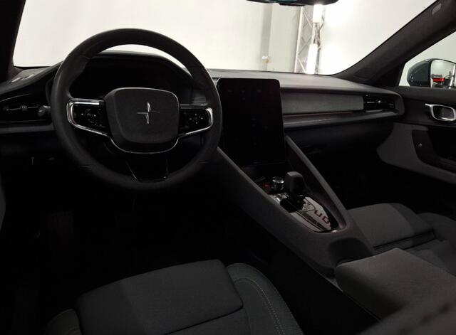 Polestar 2 Long Range Dual Motor Launch Edition 78kWh Trekhaak / Panodak / Winterpack / carplay / Adpt cruise enz enz