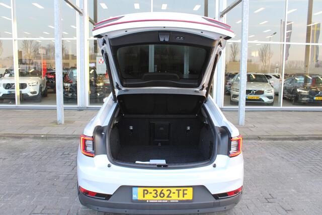 Polestar 2 Long Range Single Motor 78 kWh | BLIS | Memory | Stoelen en stuurwiel verw. | H&K audio | Panorama dak | Adapt. Cruise |