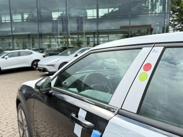 Polestar 2 Long Range Single Motor 82 kWh | Plus & Climate Pack | Adapt Cru