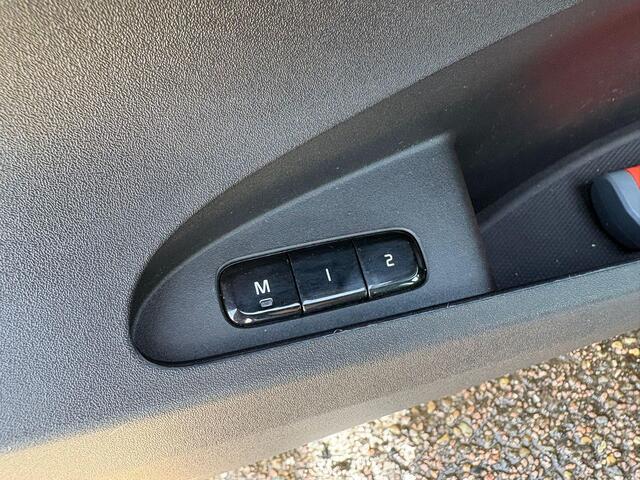 Polestar 2 Long Range Dual Motor Launch Edition 78kWh | Panoramadak | Harman/Kardon | 360 Camera | Stoel & Stuur Verwarming |