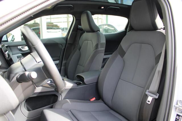 Polestar 2 Long Range Dual Motor Launch Edition 78kWh | Panoramadak | Trekhaak | 95% SOH