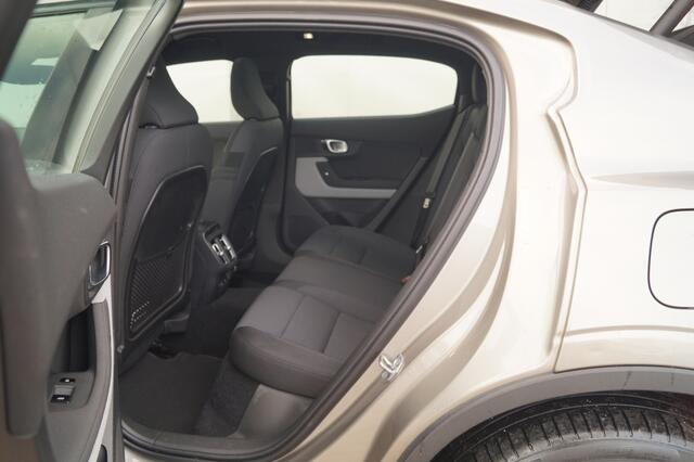 Polestar 2 Long Range Dual Motor 78kWh Launch Edition -SOH91%-PANO-