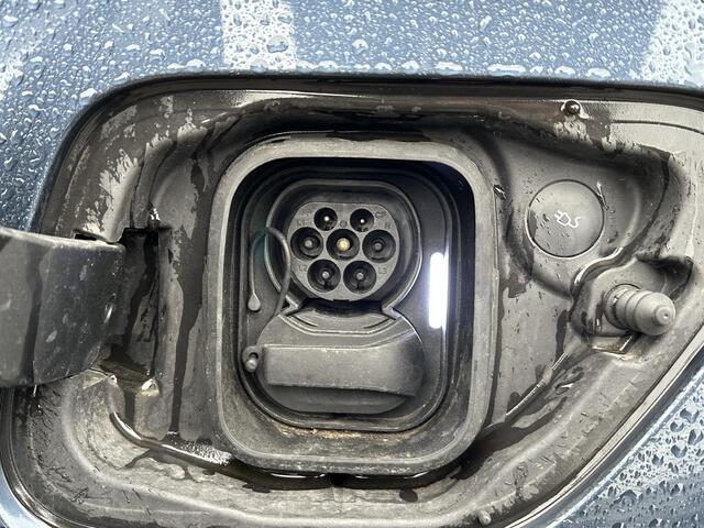 Polestar 2 Long Range Single Motor 78 kWh VAN ¤30.900,- NU VOOR SLECHTS ¤27.877,- Uw LENTEVOORDEEL ¤3.023,- | SOH 96%| ELEK. STOEL MET MEMORY| DODE HOEK SENSOR| STOELVERWARMING| ELEK. ACHTERKLEP| 360 CAMERA| ADAPTIVE CRUISE CONTROL | RIJKLAAR GELEVERD MET 12 MND BO