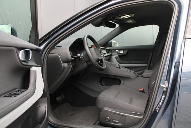 Polestar 2 Long Range Single Motor 78 kWh - 360 Camera - Pilot Lite Pack - Keyless - Memory - Rijklaar