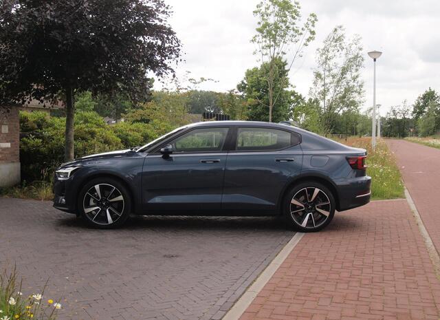 Polestar 2 Long Range Dual Motor Launch Edition 78kWh 408PK | Panoramadak | Harman Kardon | 360 Camera | Apple Carplay |