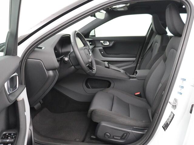 Polestar 2 Long Range Single Motor 78 kWh | SOH 92.0% | Trekhaak | Plus Pack | Panoramadak | | SOH 92.0% | Trekhaak | Plus Pack | Panoramadak | Harman/Kardon | Stuur/stoel verwarming | 20'' | Camera