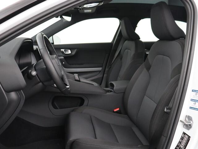 Polestar 2 Long Range Single Motor 78 kWh | SOH 92.0% | Trekhaak | Plus Pack | Panoramadak | | SOH 92.0% | Trekhaak | Plus Pack | Panoramadak | Harman/Kardon | Stuur/stoel verwarming | 20'' | Camera