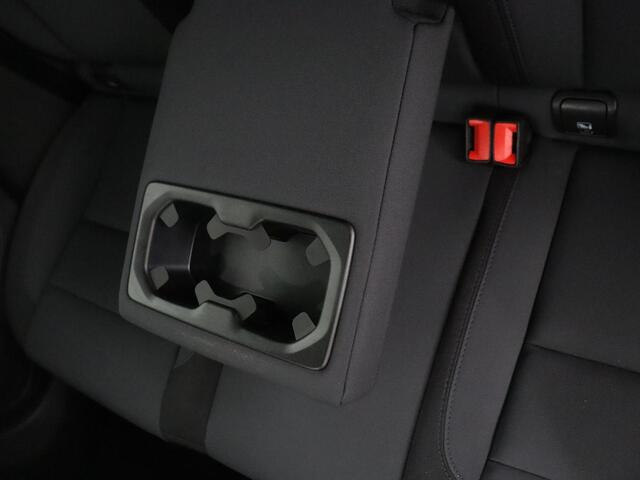 Polestar 2 Standard Range Single Motor 63kWh | SOH 91.5% | Panoramadak | Trekhaak | 360 camera | Harman/Kardon | Stuur/stoel verwarming | Carplay | Memory |