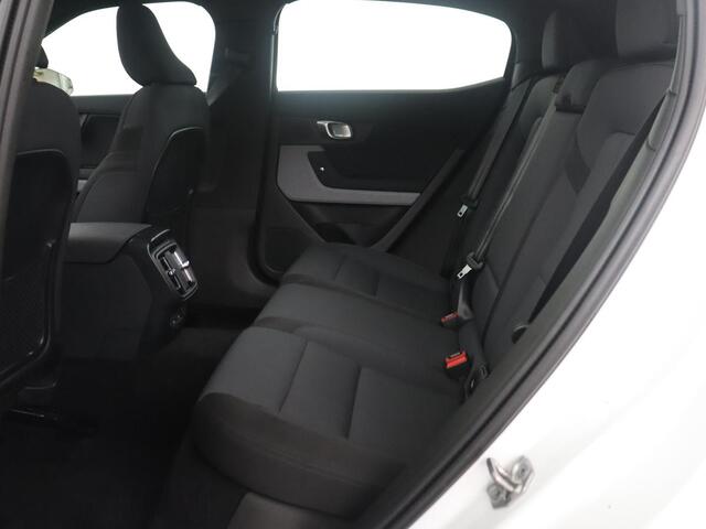 Polestar 2 Standard Range Single Motor 63kWh | SOH 91.5% | Panoramadak | Trekhaak | 360 camera | Harman/Kardon | Stuur/stoel verwarming | Carplay | Memory |