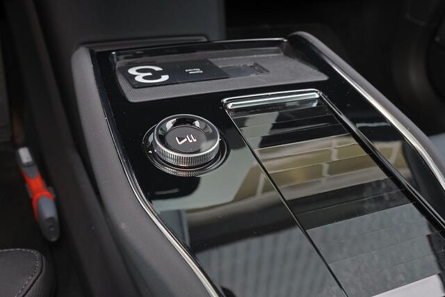 Polestar 3 Dual motor 111 kWh - Panoramadak - Adaptive cruise control - BLIS - 360º Camera - Bowers & Wilkins audio - Verwarmde voorstoelen & stuur - Parkeersensoren voor & achter - Head up display - Draadloze tel. lader - Extra getint glas - 21' LMV