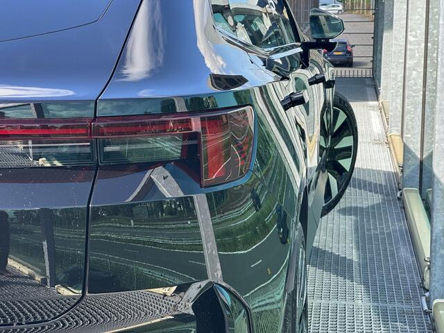 Polestar 4 Long Range Single motor 100 kWh / Pano. dak / Head-up display / Pilot pack / Elek. voorstoelen en achterbank / Stuur + stoelen verwarmd / 360 camera /