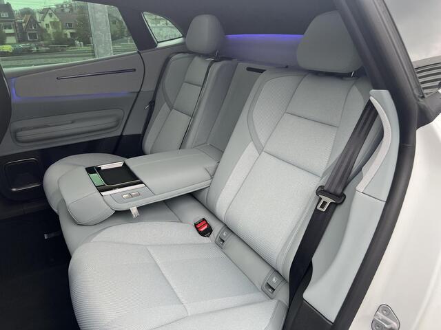 Polestar 4 Long Range Single motor 100 kWh Automaat, Pilot, Plus, 20 inch Aero wielen, Mist tailored knit zinc interieur