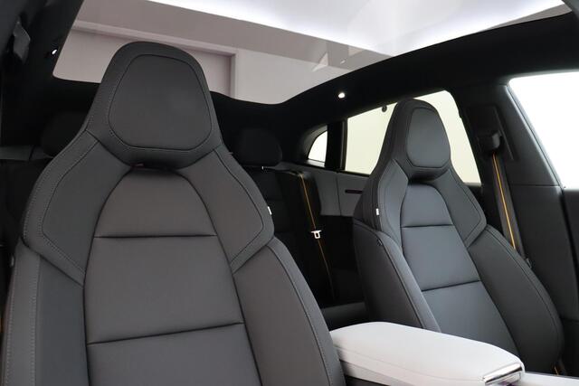 Polestar 4 LONG RANGE DUAL MOTOR PLUS PRO 100 kWh -PANO.DAK|HARMAN/KARDON|360°CAM|POWER-SEATS|HEAD-UP DISP.|PILOT|