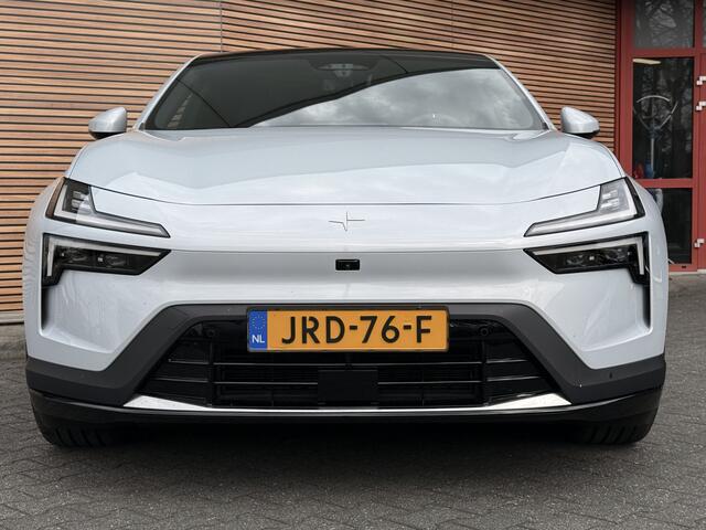 Polestar 4 Long Range Single motor Plus 100 kWh Panoramadak / Navigatie / 360 Camera / Stuurverwarming / Harman/Kardon