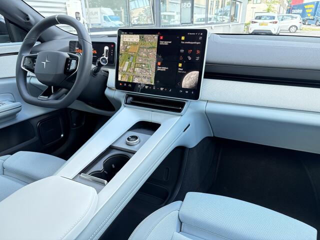Polestar 4 Long Range Single Motor | Plus & Pilot Pack | Tailored Knit