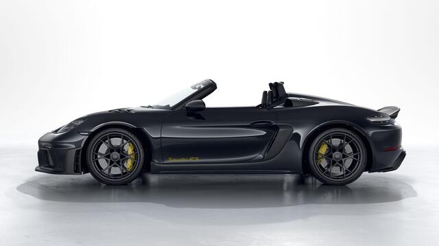 Porsche 718 Spyder RS