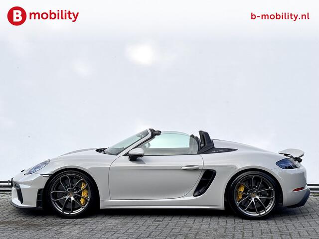 Porsche 718 Spyder 4.0 421PK Ceramic Sport Chrono Carbon Memory Burmester | Apple CarPlay | PDLS Plus | Adaptieve Sportstoelen | Keramische schijven (PCCB)