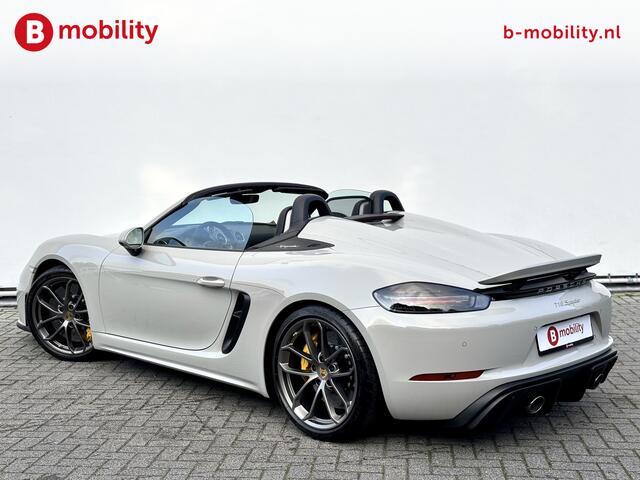 Porsche 718 Spyder 4.0 421PK Ceramic Sport Chrono Carbon Memory Burmester | Apple CarPlay | PDLS Plus | Adaptieve Sportstoelen | Keramische schijven (PCCB)