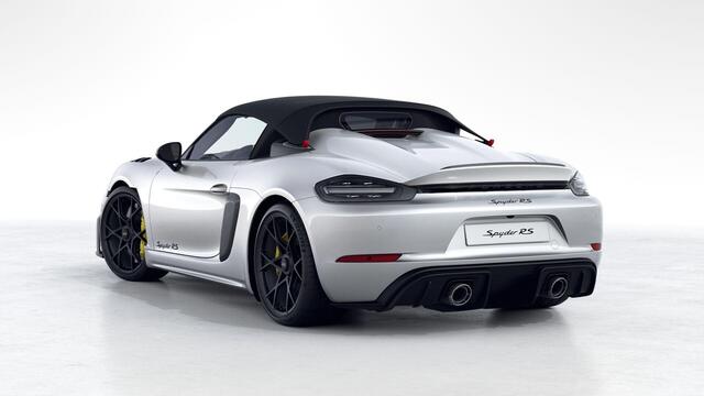 Porsche 718 Spyder RS