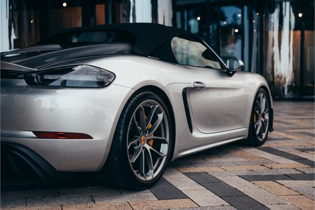 Porsche 718 Spyder 4.0 PCCB BOSE 918 seats Boxster 1 owner
