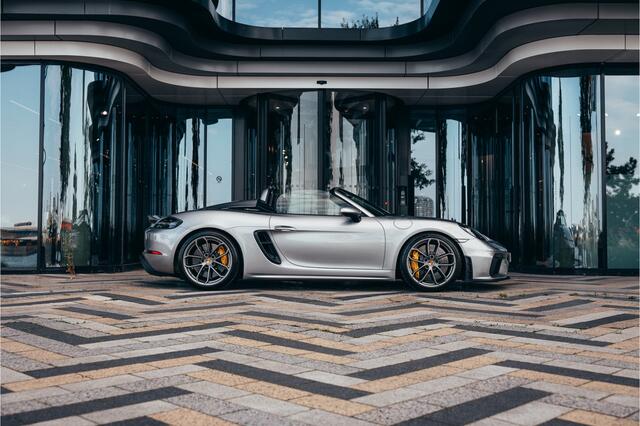 Porsche 718 Spyder 4.0 PCCB BOSE 918 seats Boxster 1 owner