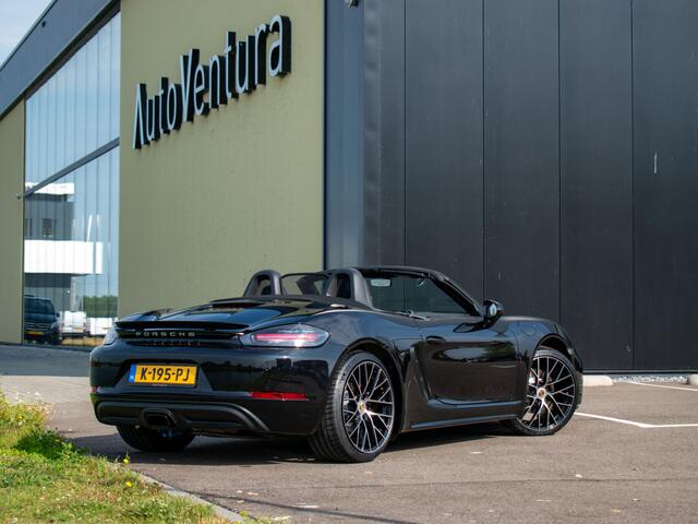 Porsche 718 Boxster 2.0 Turbo | Sport-Chrono | Cruise controle | Sportuitlaat | 20''