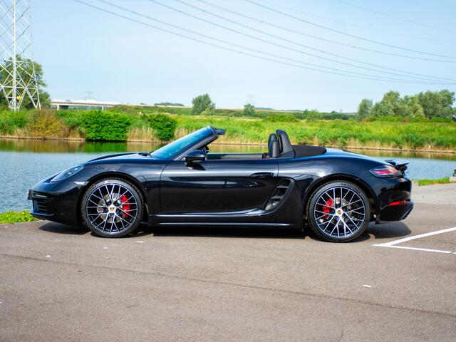 Porsche 718 Boxster 2.0 Turbo | Sport-Chrono | Cruise controle | Sportuitlaat | 20''