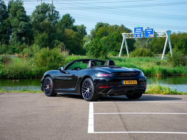 Porsche 718 Boxster 2.0 Turbo | Sport-Chrono | Cruise controle | Sportuitlaat | 20''
