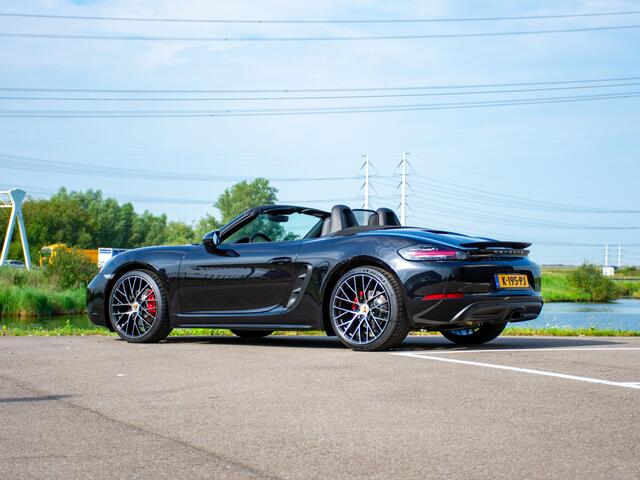Porsche 718 Boxster 2.0 Turbo | Sport-Chrono | Cruise controle | Sportuitlaat | 20''