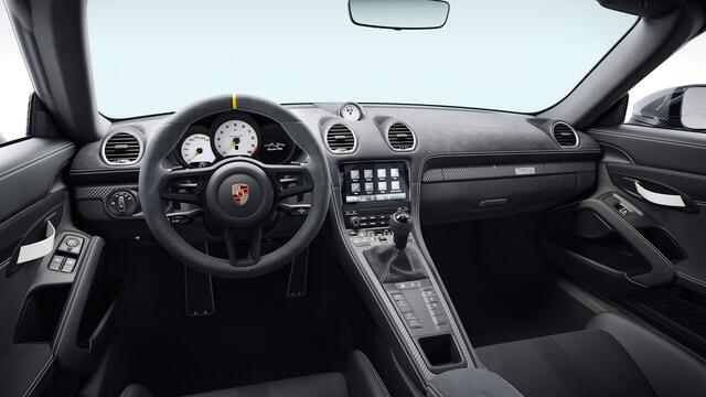 Porsche 718 Spyder RS
