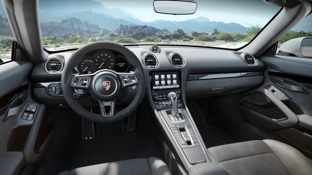 Porsche 718 Spyder