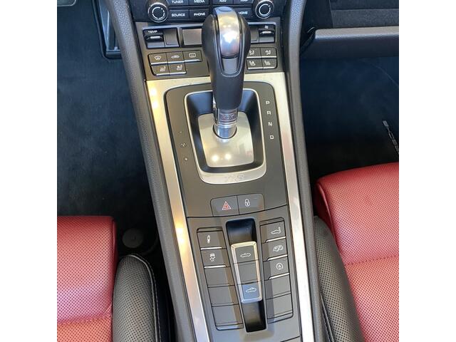 Porsche 718 Boxster S 2.5 PDK Navigatie/Climate & Cruise Controle/Lederen Bekleding+Stoelverwarming&verkoeling/Memory stoel/Bose Audio/19" Cayman S Wielen/Achteruitrijcamera/Parkeersensoren Voor+Achter, Enz..