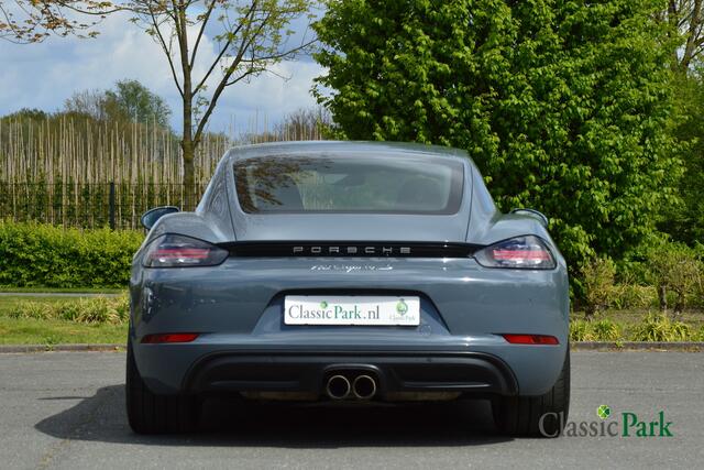 Porsche 718 Cayman S