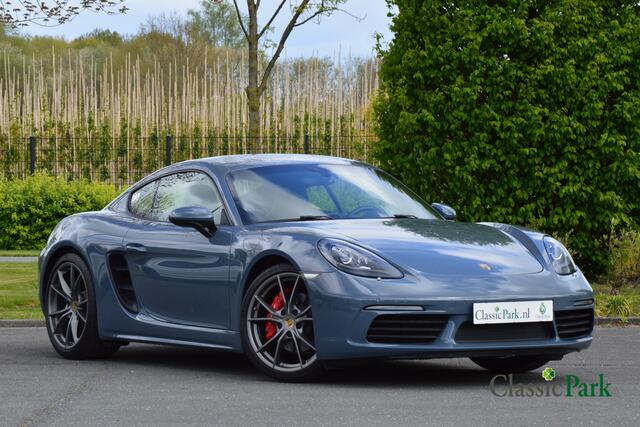 Porsche 718 Cayman S