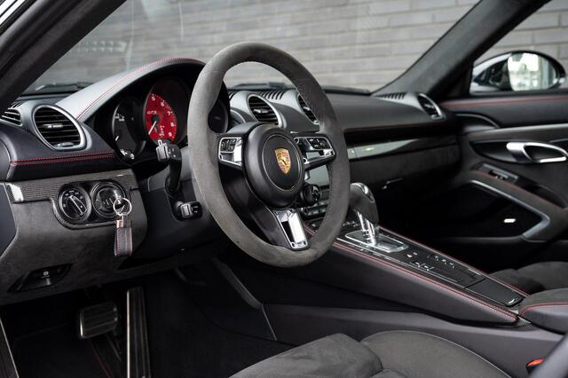 Porsche 718 Cayman GTS 4.0